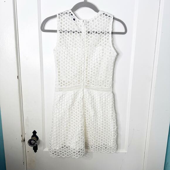 Karina Grimaldi Felix Crochet White Eyelet Jumpsuit Style 6407 Size XS Peekaboo - Picture 10 of 12